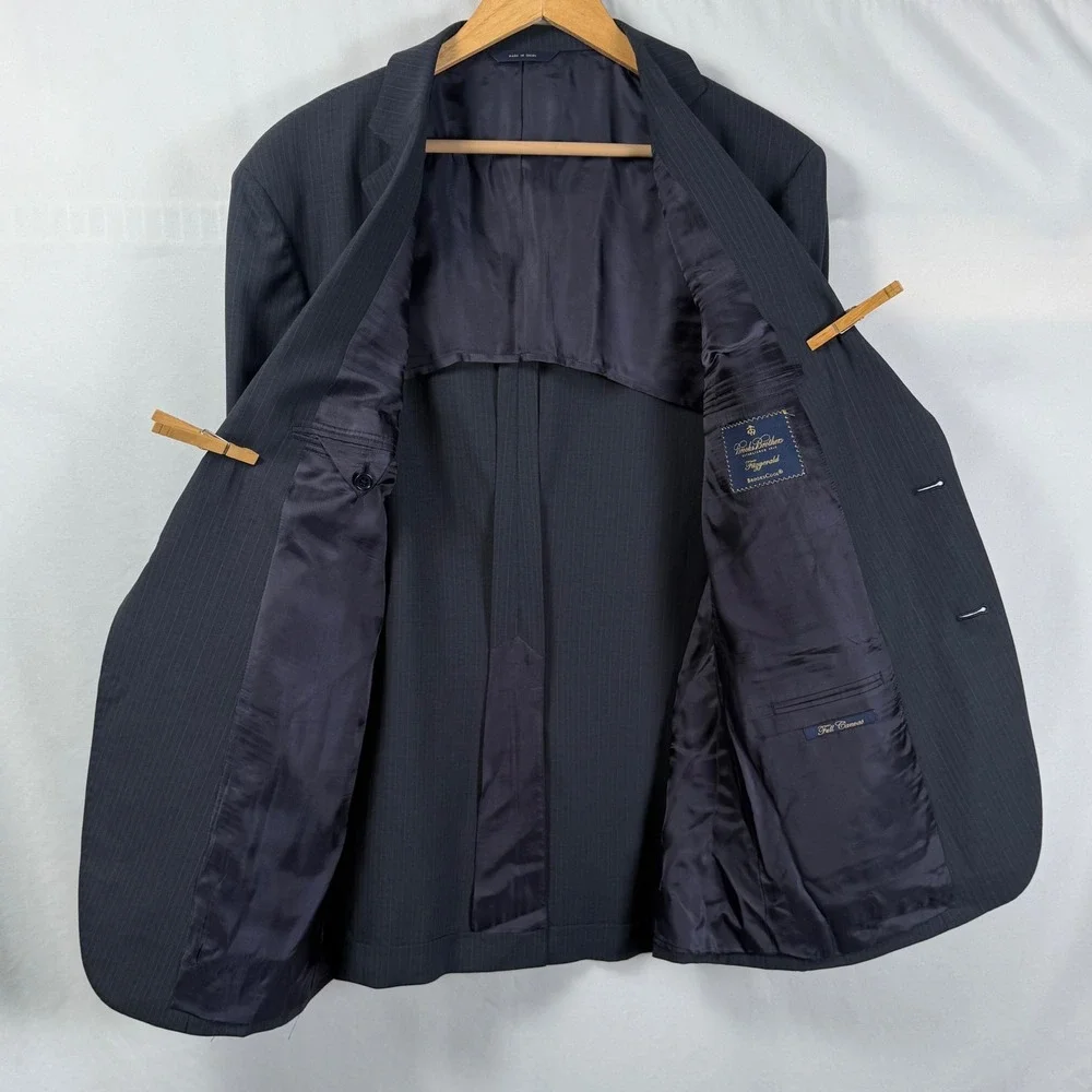 Brooks Brothers Fitzgerald BrooksCool Pinstripe Suit Jacket Charcoal Grey 46R